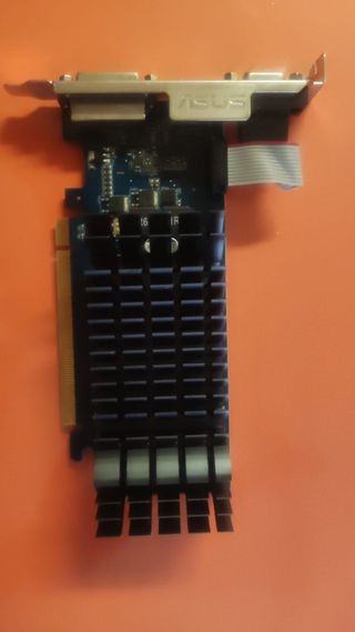 ASUS C872PI Tarjeta de Video