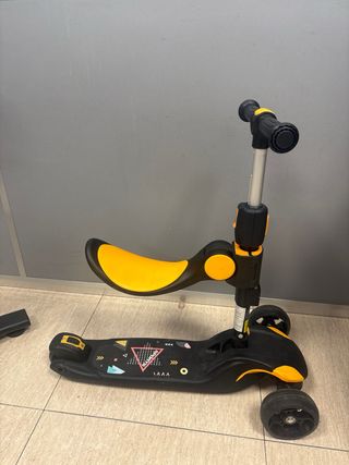 Patinete 3 Ruedas BremToy con Asiento y Luces