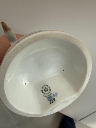 Figura Royal Copenhagen mujer y ganso