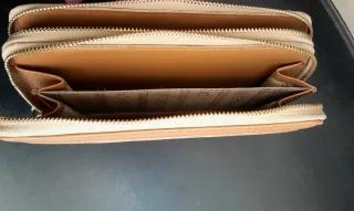 Cartera Billetera Prada Beige y Marrón