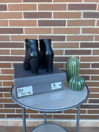 Botines Alpe tacón ancho y plataforma negro 38