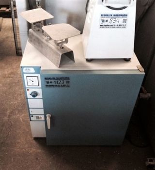 Estufa Incubadora de Cultivos Selecta