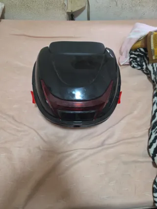 Maleta para moto negra