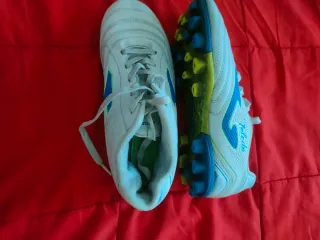 Lote de Botas de fútbol tacos talla 36