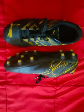 Lote de Botas de fútbol tacos talla 36