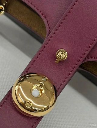 Bolso Loewe Cubo Burdeos