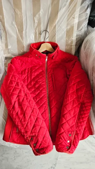 Chaquetón acolchado rojo SEVILLA