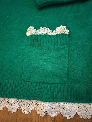 Jersey verde con puntilla de Carlota&Co