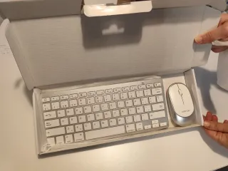 Teclado y Ratón Inalámbrico OMOTON