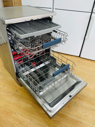 Lavavajillas Samsung inxidable - Como nuevo