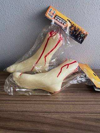 Lote accesorios fiesta bruja, peluca, gorros pies