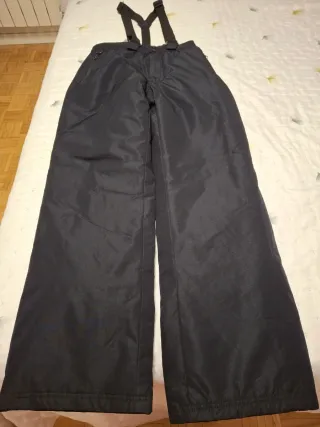 Pantalón de esquí/nieve con tirantes. 14 / 15 años