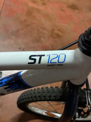 Bicicleta Rockrider ST120 seminueva