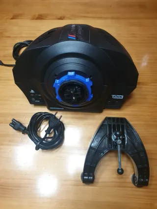 Volante Thrustmaster T300 con cerchi intercambiabili