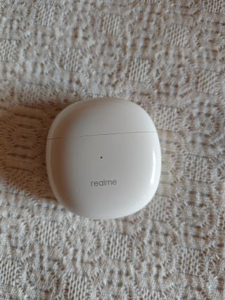 Cascos auriculares inalámbricos Realme blancos