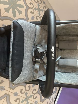 Sillita de paseo Inglesina verde