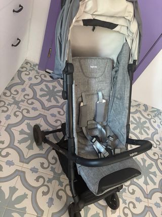 Sillita de paseo Inglesina verde