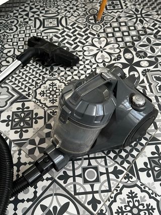 Aspiradora Amazon Basics