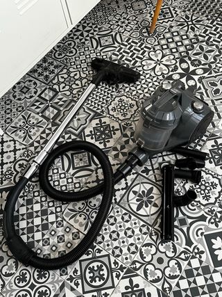 Aspiradora Amazon Basics