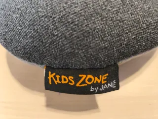 Cojín de viaje Kids Zone gris