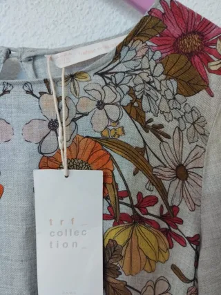 Vestido Zara floral sin estrenar con etiqueta