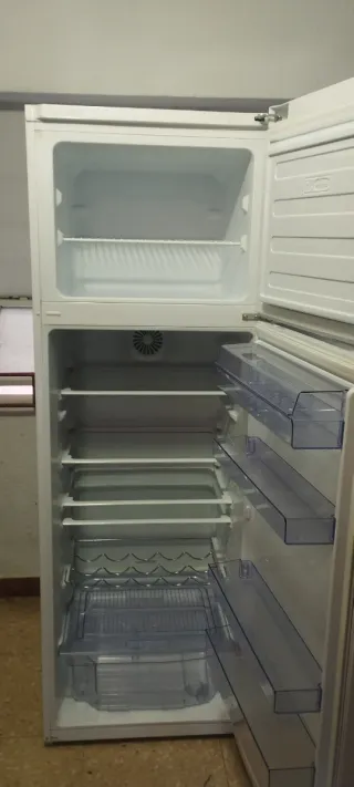 Nevera combi Beko blanca