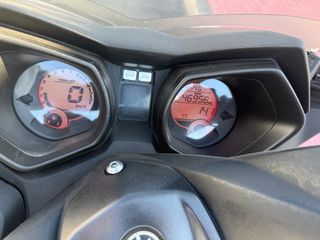 Yamaha Xmax 250