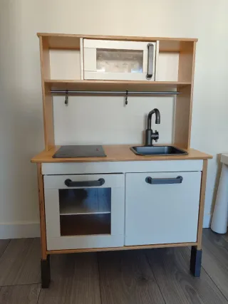 Cocinita Infantil Ikea. Regalo menaje.