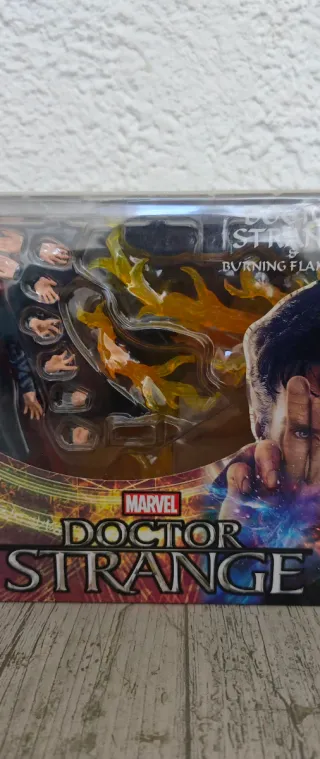 Figura Doctor Strange Burning Flame SH Figuarts