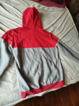Sudadera Nike Roja y Gris