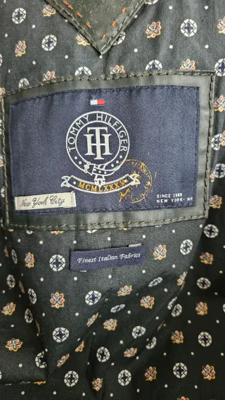 Abrigo verde militar con cinturón SEVILLA