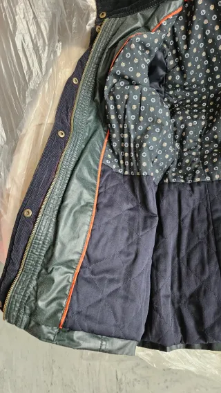 Abrigo verde militar con cinturón SEVILLA