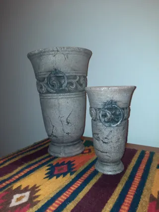 Jarrones de terracota con asas