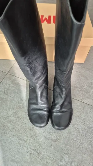 Botas de piel negra Camper Talla 37