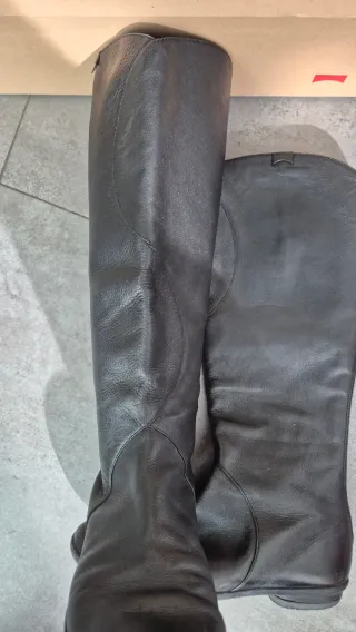 Botas de piel negra Camper Talla 37