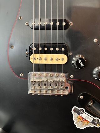 Fender Stratocaster Noir Edición Especial