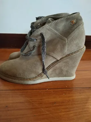 Chanel Scarpe Zeppa Beige