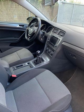 Volkswagen Golf VII 1.6 TDI 105CV 5 puertas