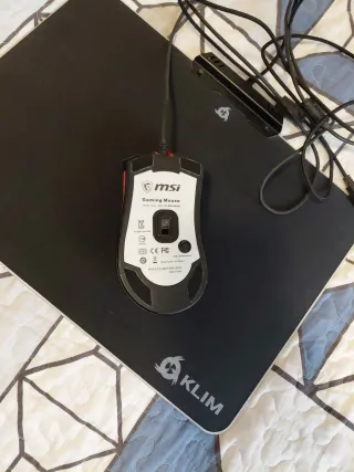 Ratón Gaming MSI y Alfombrilla Klim RGB