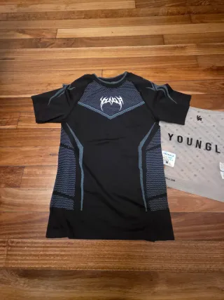 Camiseta Yougla Talla M Negra y azul