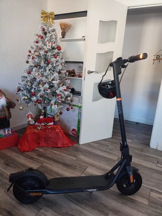 Patinete Ninebot F2e  potente + casco + cargador