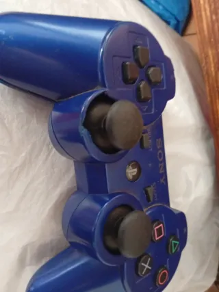 Mando ps3 ,los botones van perfectos.