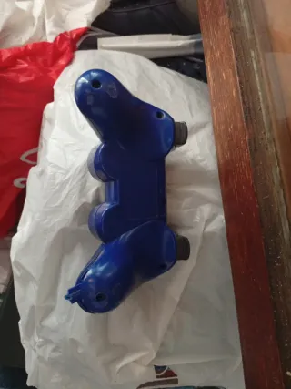 Mando ps3 ,los botones van perfectos.