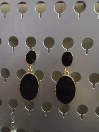 Orecchini pendenti oro e nero