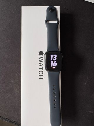 Apple Watch SE 2024 40mm Space Gray