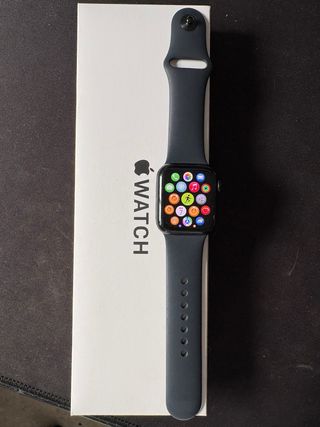 Apple Watch SE 2024 40mm Space Gray