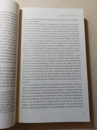 SS. Una historia nueva. Adrian Weale