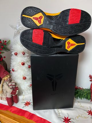 Nike Kobe 5 Bruce Lee