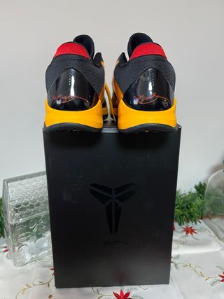 Nike Kobe 5 Bruce Lee