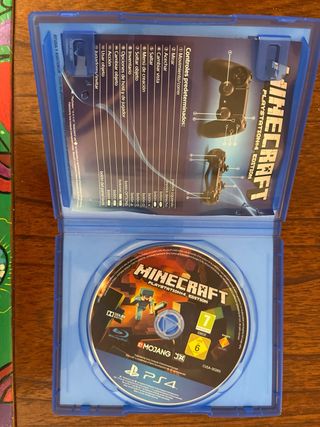 Lote 3 Juegos PS4: Worms, Minecraft, PvZ